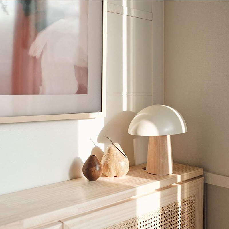 Duńska designerska lampa stoło – Resin Art On Wood recenzja i cena